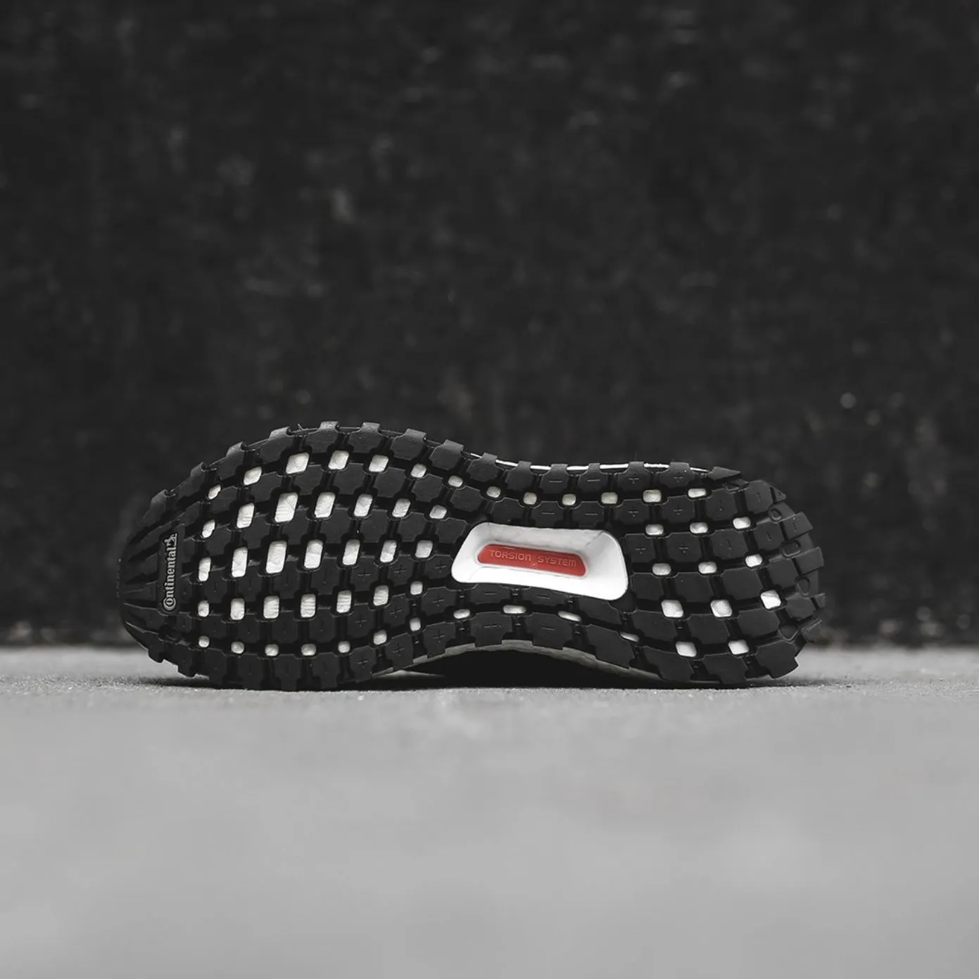adidas UltraBoost AT - Grey / White