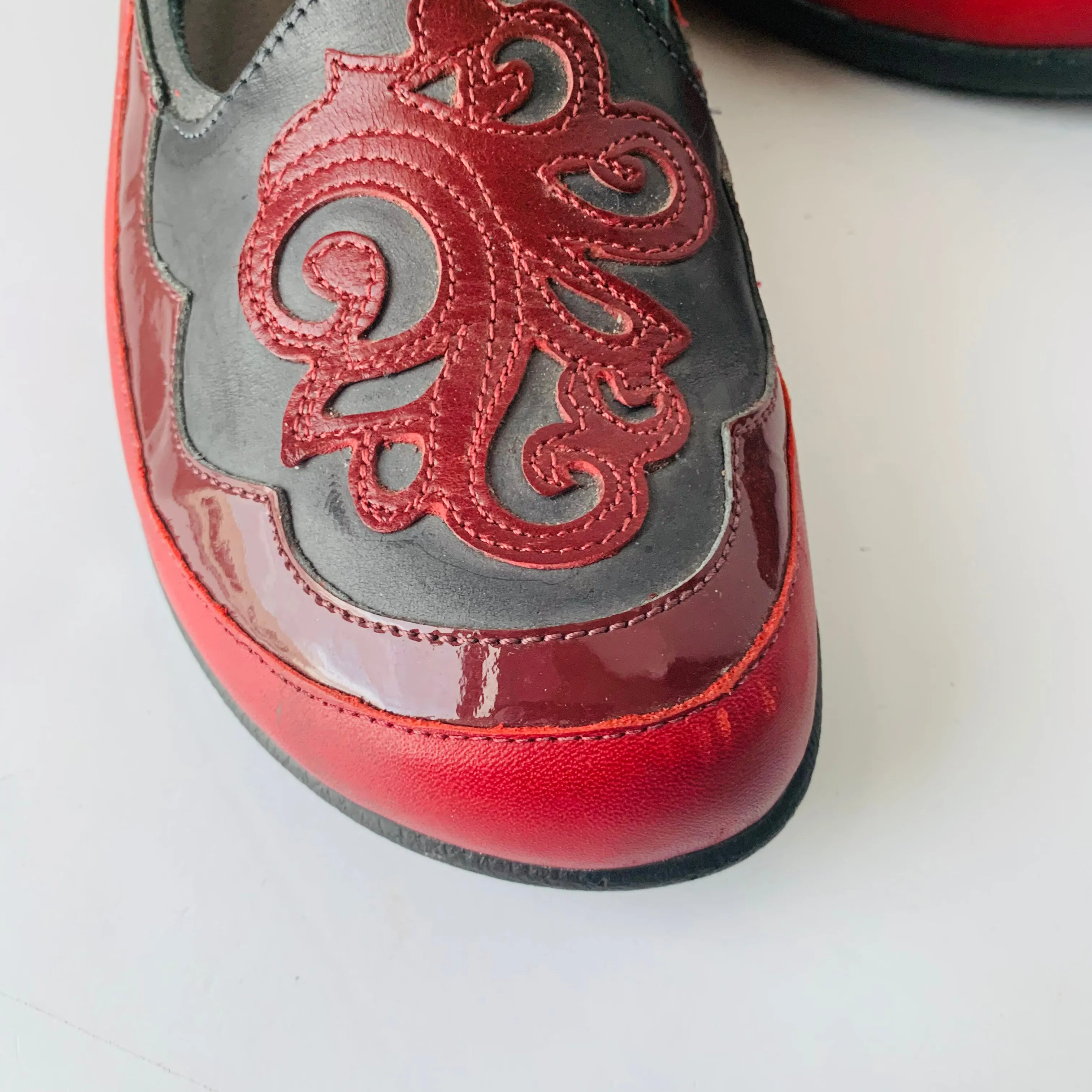 NAOT MOTU Multicolor Leather Patent Mary Jane Women’s Shoe Size 9