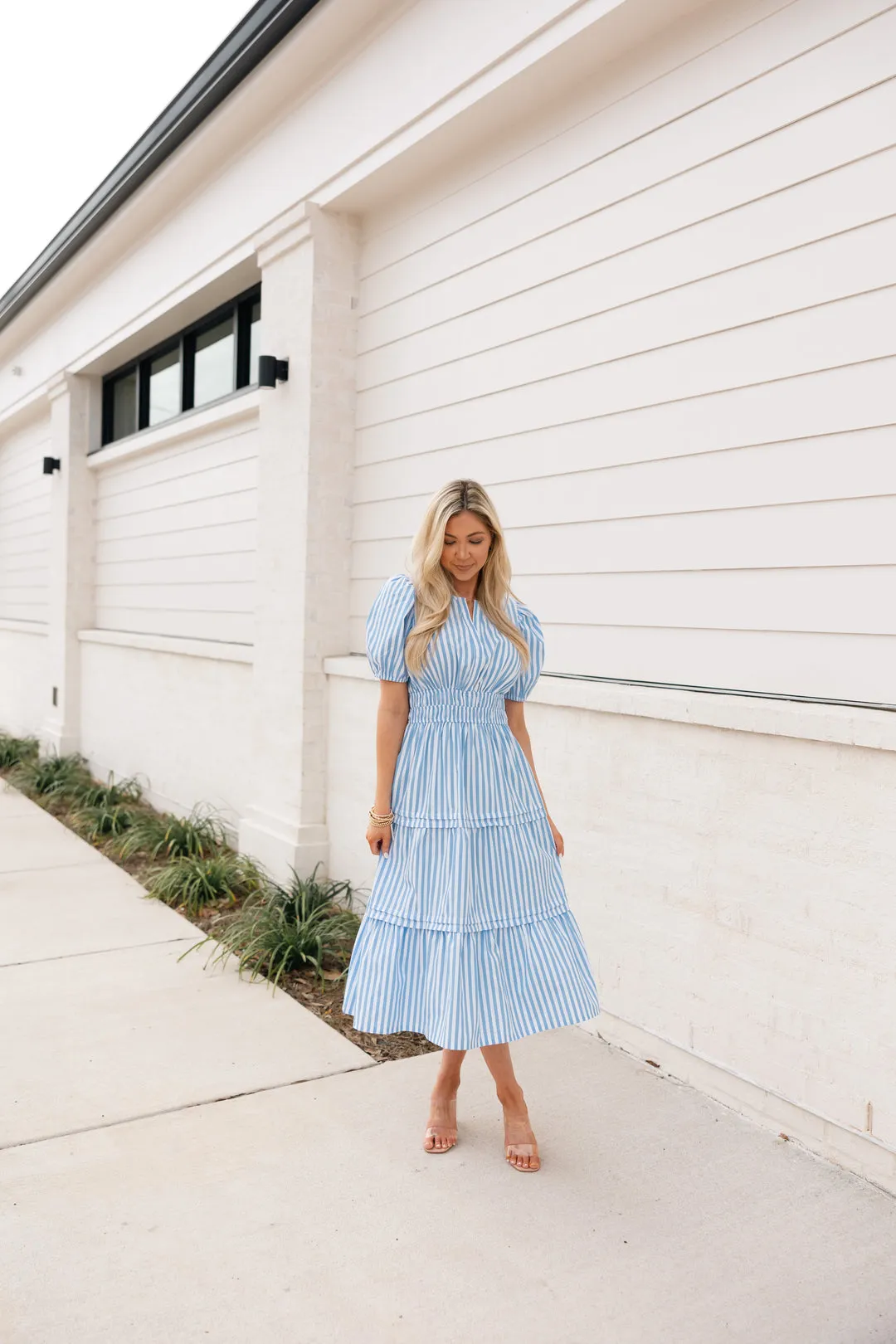 Sunrise Service Stripped Midi Dress w Puff Sleeves