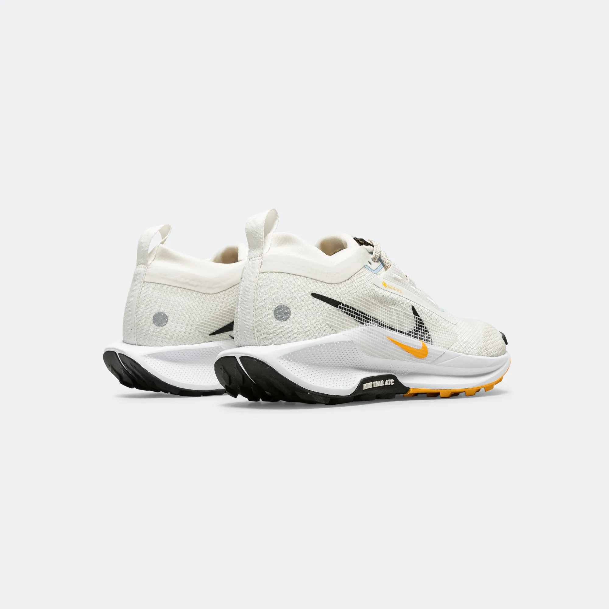 Womens ReactX Pegasus Trail 5 - Phantom White/University Gold-Black